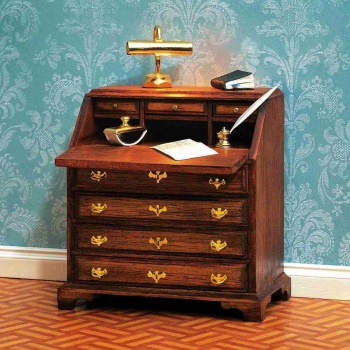 Chippendale writing desk