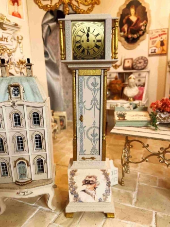 Biedermeier longcase clock